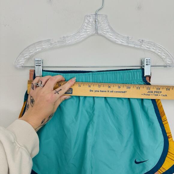 Nike Blue Tempo Geo Print Running Shorts Women’s Size S - Picture 2 of 7